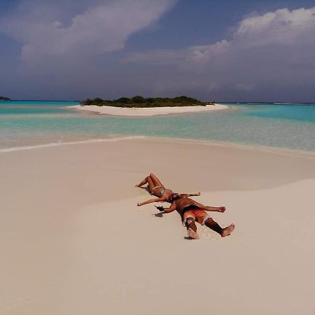 Surfretreat Bodufolhudhoo Exterior foto